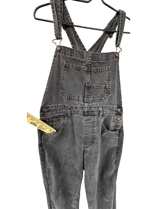 We The Free Baggy Boyfriend Denim Overalls Womens Medium Cross Back 100% Cotton - Picture 5 of 9